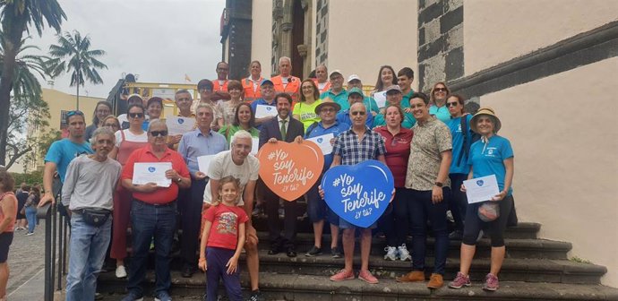 Alfombristas con la campaña Yo soy Tenerife
