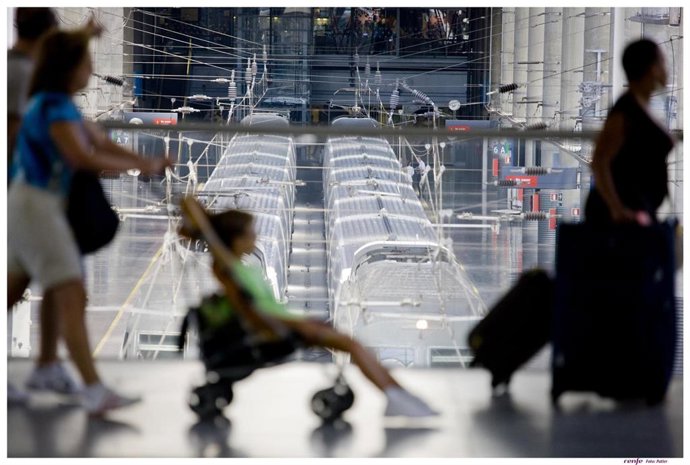 Renfe programa 16.000 plazas de refuerzo en trenes de Alta Velocidad-Larga Distancia de Andalucía en el Puente de Mayo