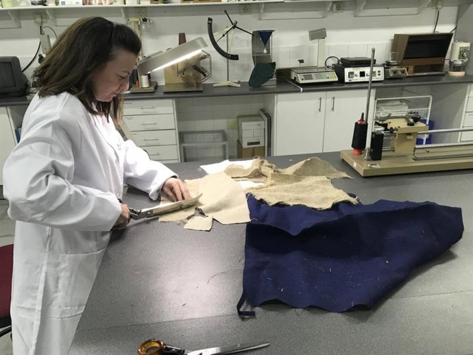 Trabajadora de ASINTEC