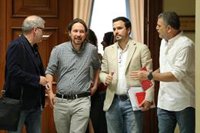 Iglesias, con embajadores de países de la UE donde funcionan los gobiernos de coalición