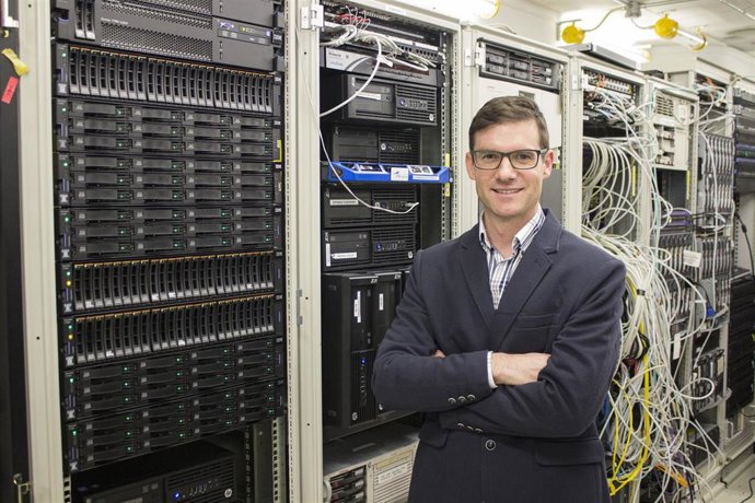 El investigador de la UCAM, profesor del Grado en Ingeniería Informática de la UCAM, José Luis Abellán