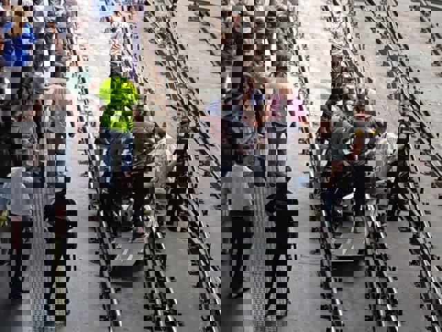 Imagen del tren de la nueva línea AVE que une Madrid, Antequera y Granada durante su inauguración en Puerta de Atocha.