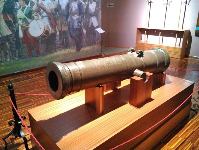 Cañón pedrero de 1679.