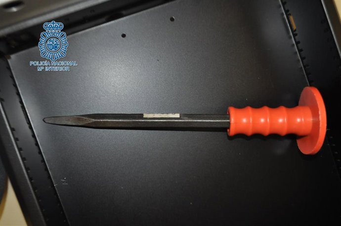 Nota De Prensa La Policía Nacional Detiene In Fraganti Al Autor De Un Robo Con Violencia En Un Establecimiento De Écija