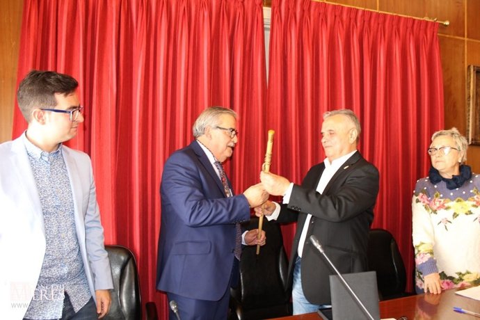 Elección de Anibal Vázquez como alcalde de Mieres