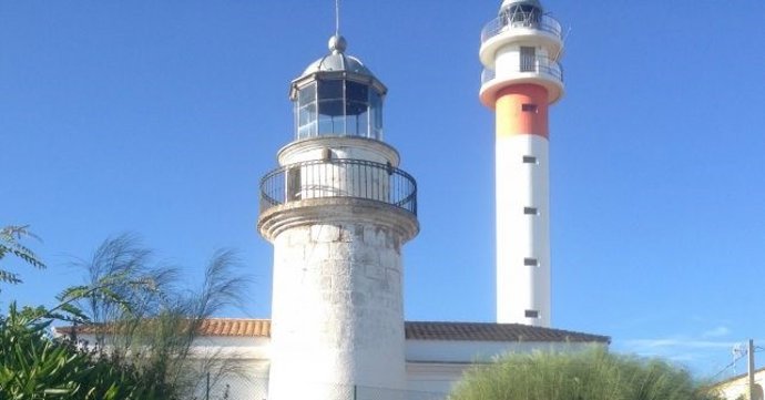Faro del Rompido, en Cartaya (Huelva).