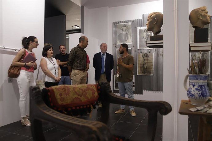 Villalobos planifica con el alcalde de Gilena (Sevilla) las inversiones provinciales en el nuevo mandato