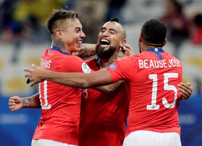 Chile vence a Colombia en los penaltis en cuartos de final de la Copa América