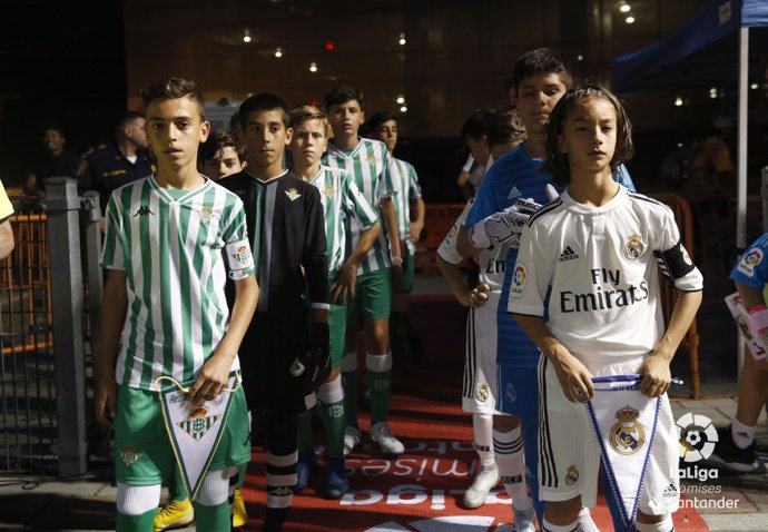 Real Betis y Real Madrid en la primera jornada del V Torneo Internacional LaLiga Promises Santander Nueva Jersey 2019