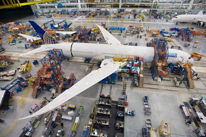 Ensamblaje final del primer 787-9 'Dreamliner'