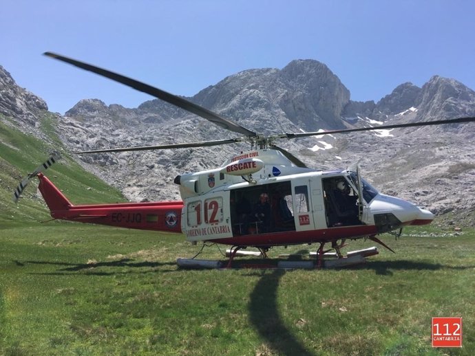 Np Rescate Montañera Accidentada En Peña Remoña