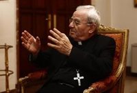 El nuncio del Papa en España, sobre la exhumación: "Han resucitado a Franco"