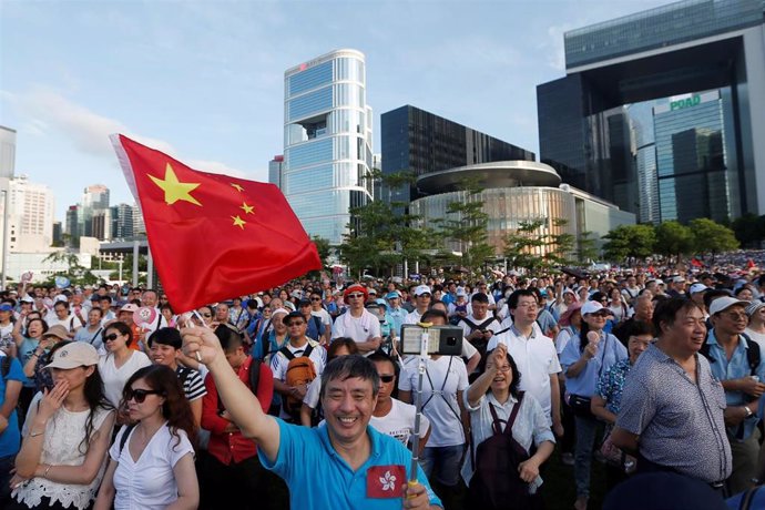 Manifestación a favor de Pekín en Hong Kong