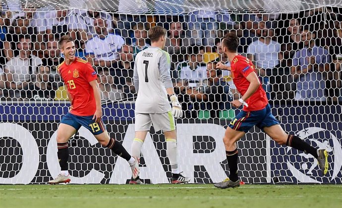Dani Olmo celebra un gol con la selección española de fútbol, en el Campeonato de Europa Sub-21.