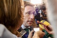 Almeida ironiza con el "tiempo libre envidiable" de los piquetes contra la moratoria de Madrid Central