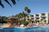 Las pernoctaciones en apartamentos caen un 6,4% en mayo en Canarias