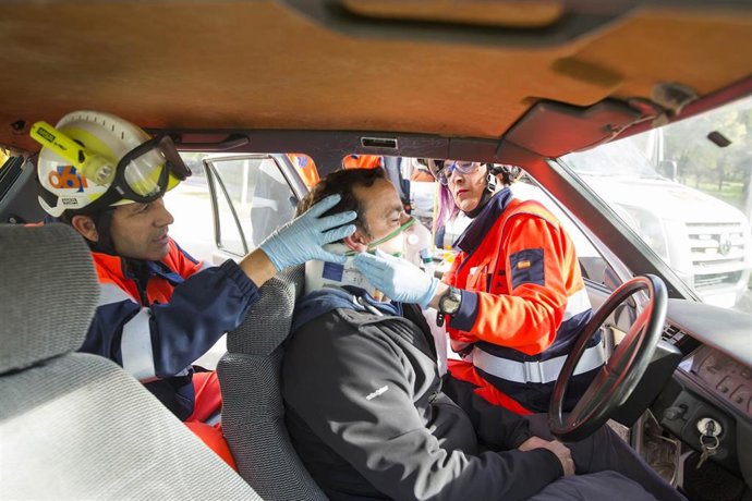 El 061 gestiona 165 peticiones de asistencia por accidentes de tráfico en la primera operación salidad del verano