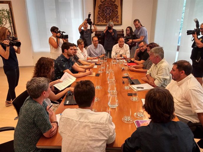 Reunión de PSN, Geroa Bai, Podemos e Izquierda-Ezkerra para negociar acuerdo de Gobierno en Navarra.
