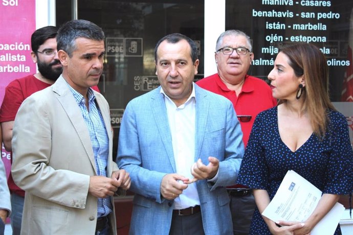 José Bernal, José Luis Ruiz Espejo y Beatriz Rubiño en rueda de prensa en Málaga