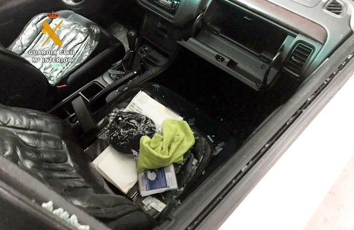 Robo en el interior de un vehículo