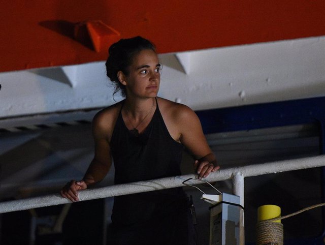 Carola Rackete, capitana del Sea Watch 3, a su llegada a Lampedusa