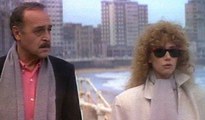 Fotograma de la pellícula 'Asignatura aprobada' de José Luis Garci