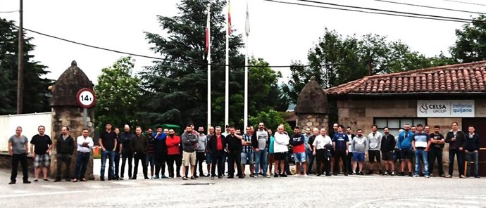 Plantilla de antiguas Trefilerías Quijano en huelga