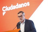 Ciudadanos ve al Gobierno "susceptible" con Franco y cree que puede acabar resucitándole