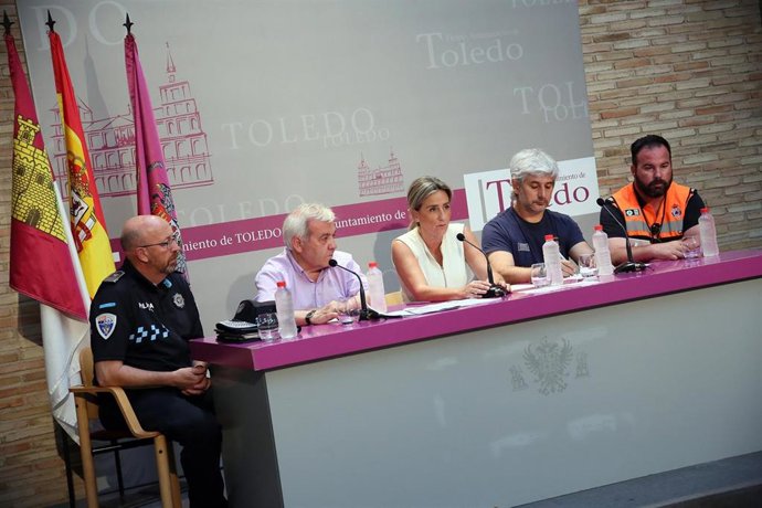 La alcaldesa de Toledo, Milagros Tolón, informa en rueda de prensa sobre el incendio de Montesión