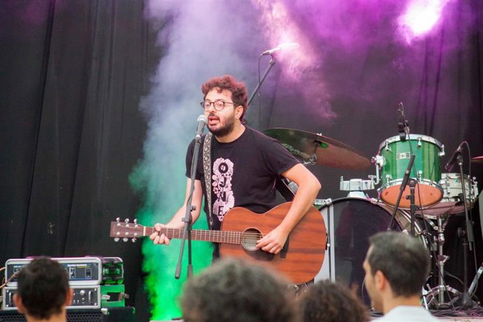 Mike Sun durante su actuación