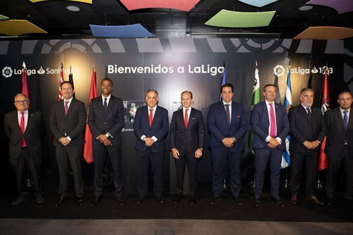 Acto de los clubes ascendidos a LaLiga Santander y LaLiga 1/2/3 en la temporada 2018-19