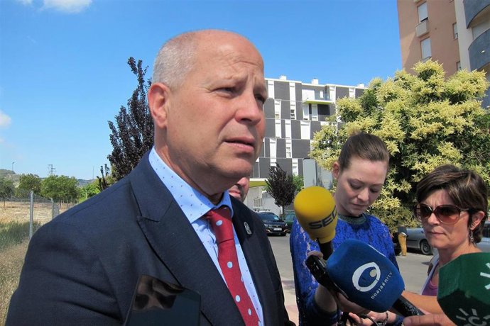 El consejero de Educación y Deporte de la Junta, Javier Imbroda, en una imagen de archivo.