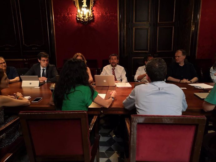 Primer comité ejecutivo de la Cámara de Barcelona