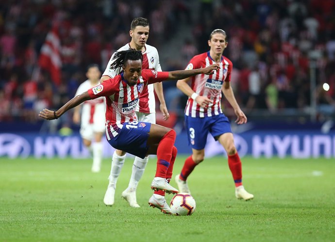 Gelson Martins en el partido Atlético-Huesca