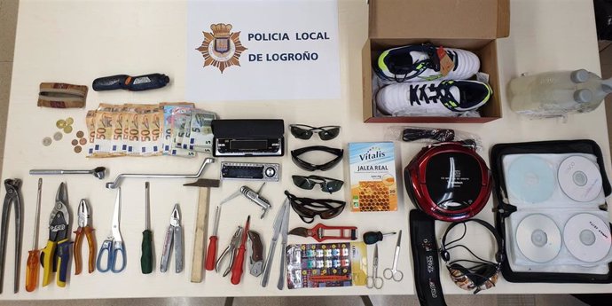 Objetos intervenidos a una persona reincidente por robo en Logroño