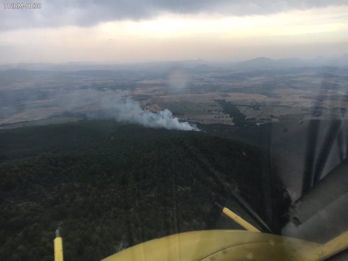 La imagen fue tomada ayer desde el helicóptero HE030, a su llegada al incendio