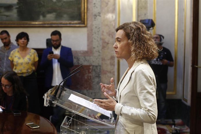 Batet comparece en el Congreso para anunciar que la investidura de Pedro Sánchez