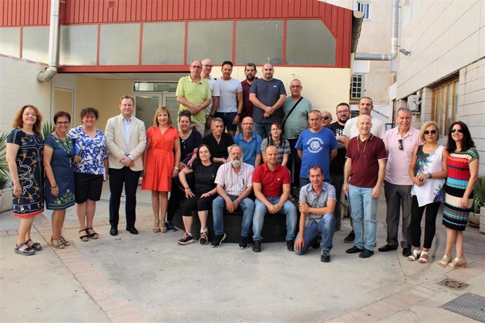 El alcalde de Albacete, Vicente Casañ, en los talleres de empleo