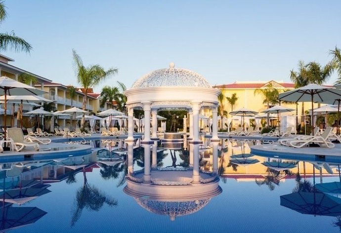 Bahía Príncipe Hotels & Resorts.