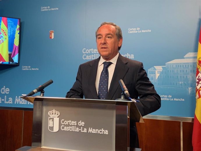 El presidente de Cecam, Ángel Nicolás, tras el Debate de Investidura