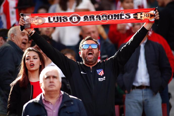 Aficionados del Atlético de Madrid en el Wanda Metropolitano