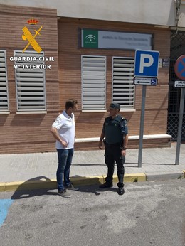 La Guardia Civil detiene a dos menores en la operación 'Exámenes'