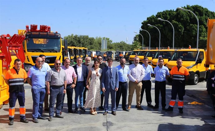 Presentación de nuevos vehículos de Lipasam