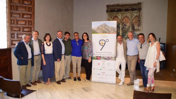 Presentación del nuevo libro sobre especies vegetales del Espacio Natural de Sierra Nevada