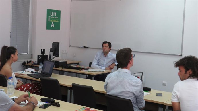 Tomás de Cos, durante su intervención