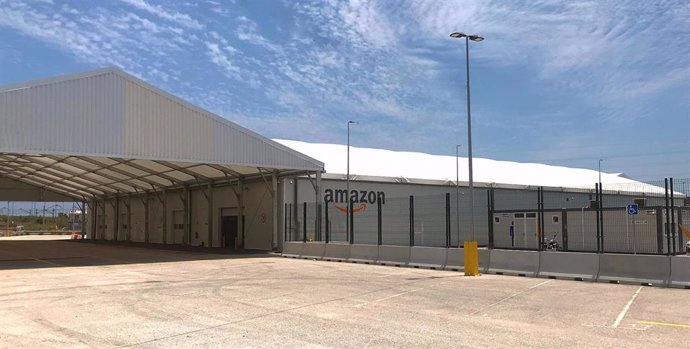 Amazon abre su nuevo centro logístico en Málaga capital para acelerar los repartos