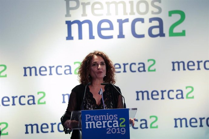 La ministra de Hacienda, Maria Jesús Montero, durante la segunda edición de los Premios Merca2 a la excelencia económica, social y empresarial.