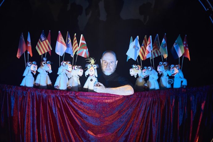 Ángel Calvente , fundador de Espejo Negro