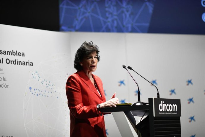 La ministra de Educación y Formación Profesional en funciones, Isabel Celaá, asiste a la clausura del acto de presentación del Anuario de la Comunicación 2018 en Caixa Fórum.