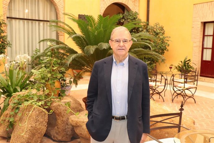 El director del Departamento de Seguridad Nacional del Gabinete de la Presidencia del Gobierno, Miguel Ángel Ballesteros, en los cursos de verano de la UPO